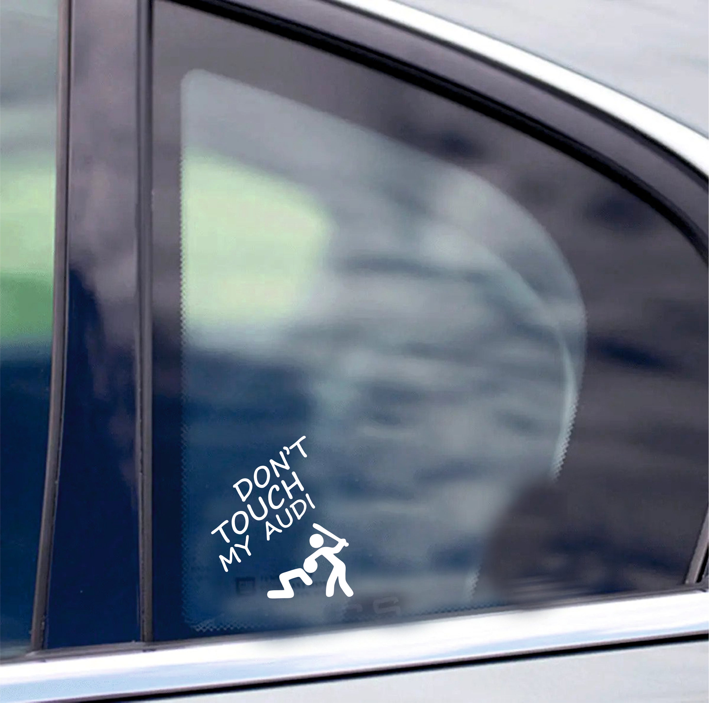 Стикер Don't Touch My Car